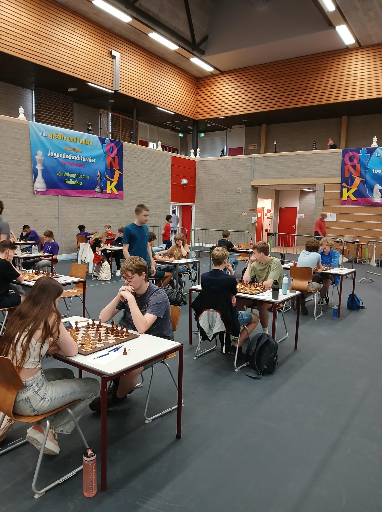 Dag 1 groepen ABC van het ONJK allemaal live (foto EvB)